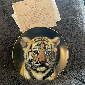 TIGER CUB PRINCETON GALLERY RETIRED VINTAGE COLLECTORS PLATE